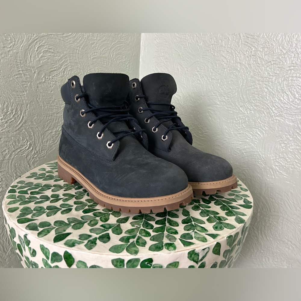 Navy Suede Timberland boots
